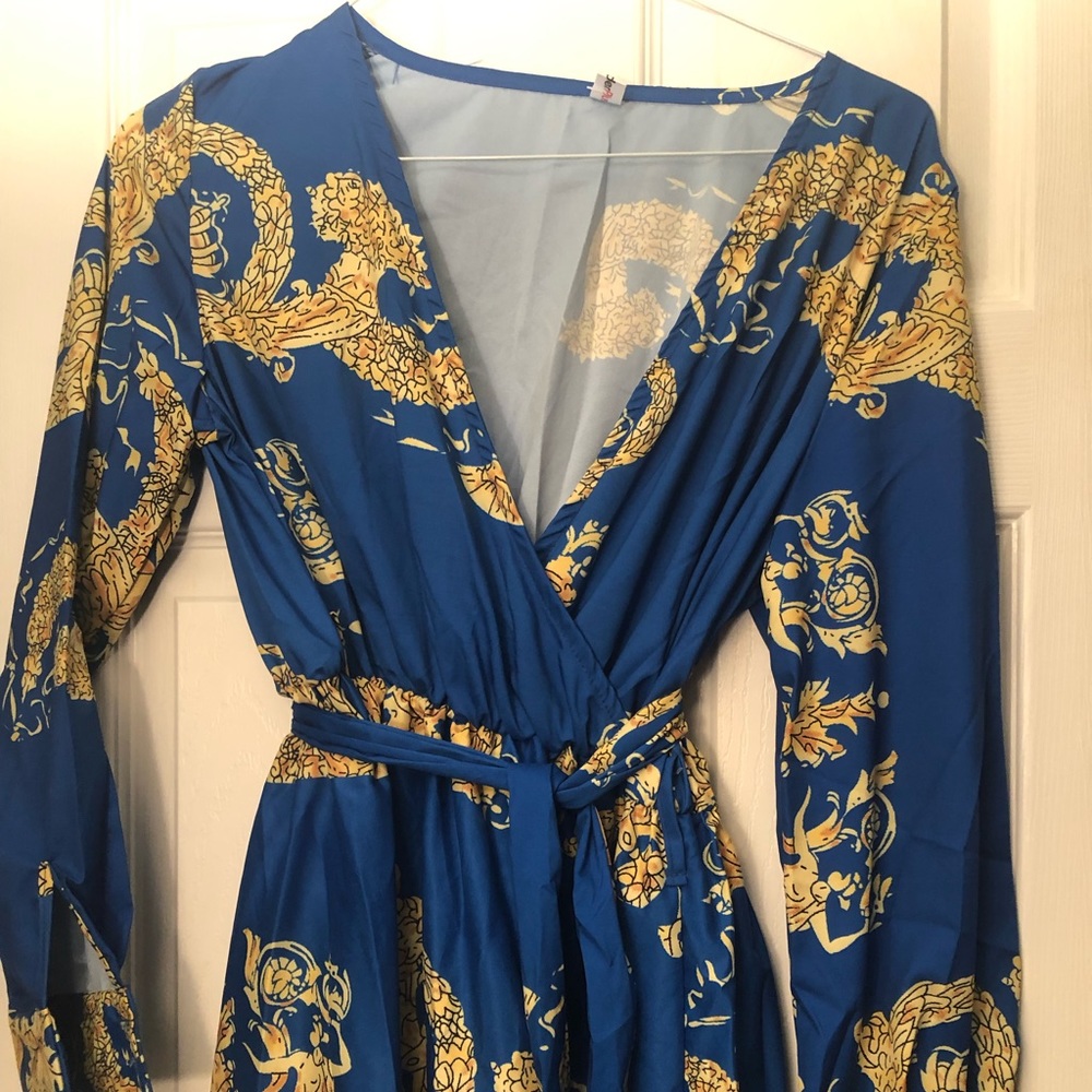 Exotic Vacation Dress with tags. Never worn